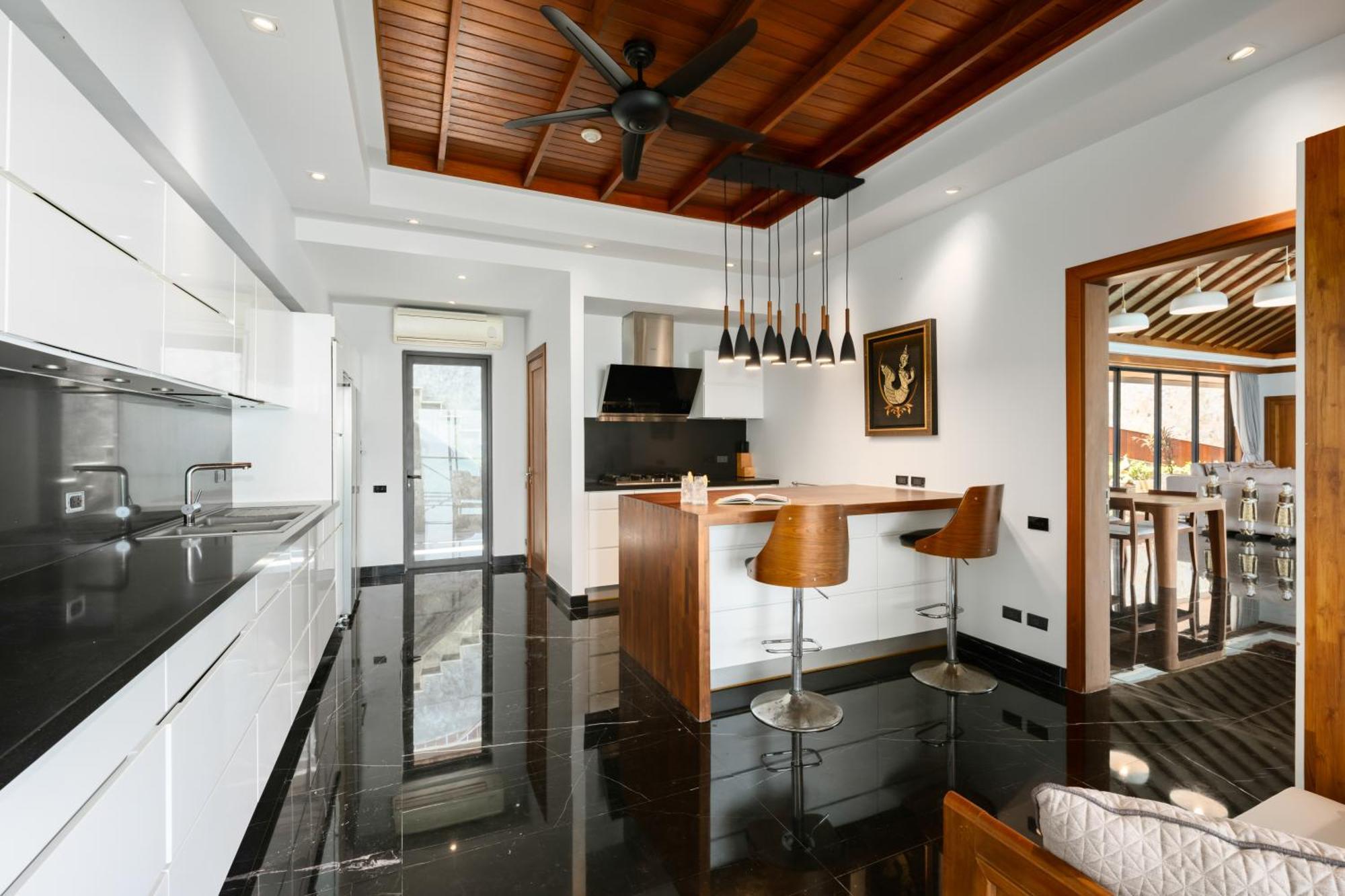 Agara-5 Bedroom Cliffside Ocean Front Ko Samui
